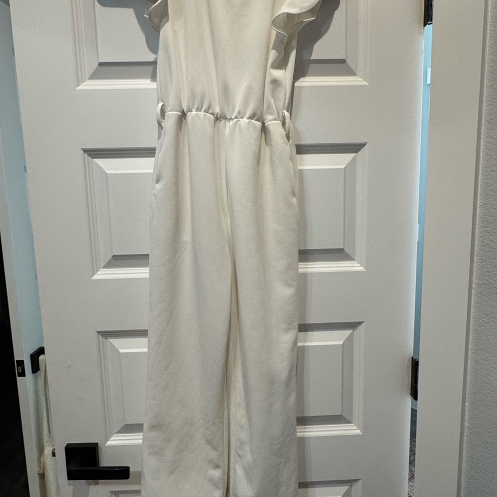 Elegant White Jumpsuit
